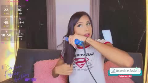 caroline_foster1 online show from May 11, 12:22 pm