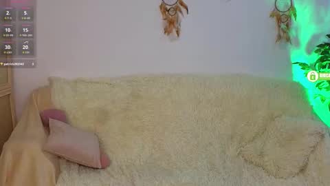 Mary and Carol online show from March 1, 10:50 am