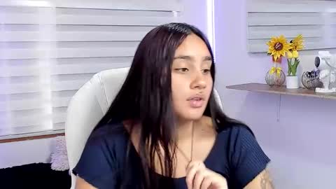 Snapshot of caroline_rodriguez_9 chatting on April 2, 6:49 pm caroline_rodriguez_9 online show from April 2, 6:49 pm