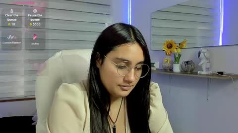 Snapshot of caroline_rodriguez_9 chatting on April 15, 7:32 pm caroline_rodriguez_9 online show from April 15, 7:32 pm