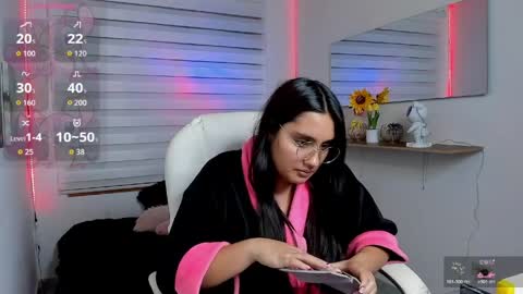 Snapshot of caroline_rodriguez_9 chatting on April 21, 1:42 am caroline_rodriguez_9 online show from April 21, 1:42 am