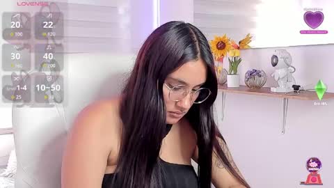 Snapshot of caroline_rodriguez_9 chatting on April 29, 7:20 pm caroline_rodriguez_9 online show from April 29, 7:20 pm