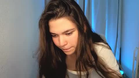 Caroline online show from September 26, 5:44 am