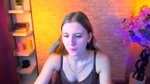 Caroline online show from February 15, 8:13 am