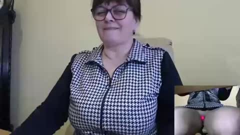 CarolineDream  online show from January 17, 9:28 am