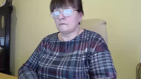 CarolineDream  online show from January 20, 12:49 pm