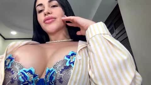 carolinedreamer1 online show from March 30, 1:50 am