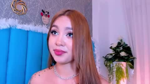 CarolineeGarcia online show from December 21, 12:38 pm