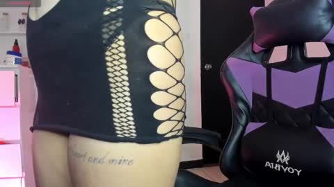 CarolineeGarcia online show from November 15, 10:56 am