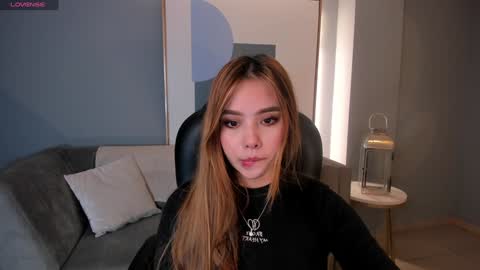 Snapshot of carolinegrace_ chatting on December 24, 3:16 am Caro online show from December 24, 3:16 am