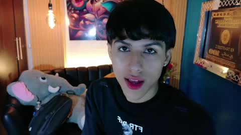 carolinejesh online show from May 19, 12:33 pm