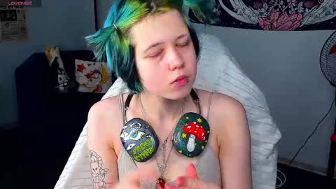 CarolineRichter online show from March 23, 2:37 am