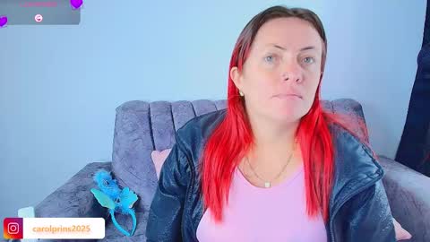 Carolinhe  online show from October 14, 8:09 pm