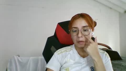 carolinnapinkman online show from April 28, 8:36 pm