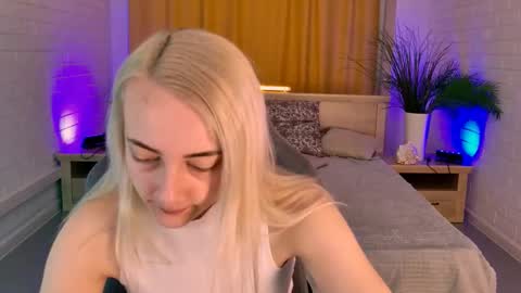 Carol online show from March 25, 9:15 am