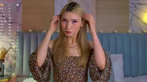 Snapshot of carolreeves chatting on February 5, 5:52 am Carol online show from February 5, 5:52 am