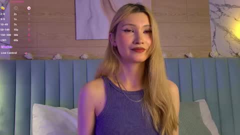 Snapshot of carolreeves chatting on February 24, 8:38 am Carol online show from February 24, 8:38 am