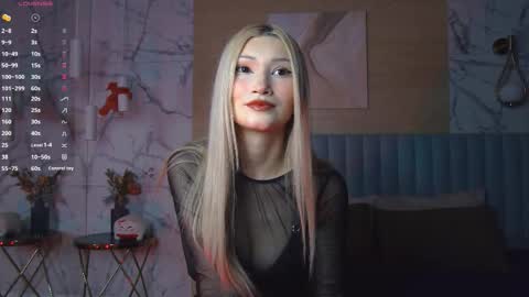 Snapshot of carolreeves chatting on October 21, 5:52 am Carol online show from October 21, 5:52 am