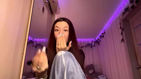 Emma online show from December 18, 6:19 am