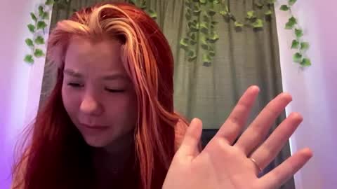 Snapshot of carolynexford chatting on July 30, 8:41 pm Emma online show from July 30, 8:41 pm