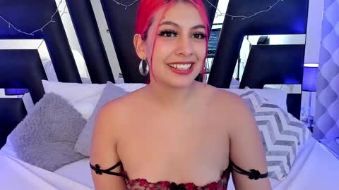 Snapshot of caroo_gomeez chatting on February 24, 3:20 pm Caro Gmez online show from February 24, 3:20 pm