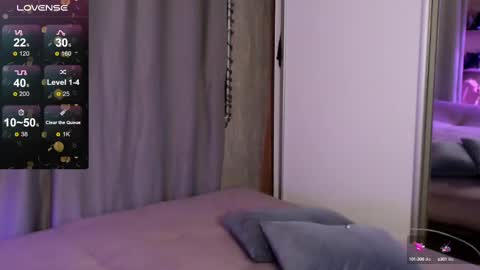 Snapshot of carrie_moonshine chatting on March 4, 6:07 pm Carrie online show from March 4, 6:07 pm