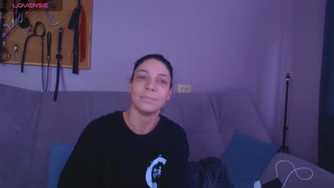 Snapshot of carrie_moonshine chatting on November 24, 9:31 am Carrie online show from November 24, 9:31 am