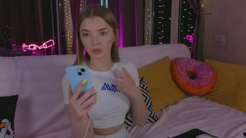 Snapshot of carriebradshawww chatting on April 3, 7:01 pm carriebradshawww online show from April 3, 7:01 pm