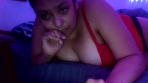 carrieebee online show from September 20, 5:52 am