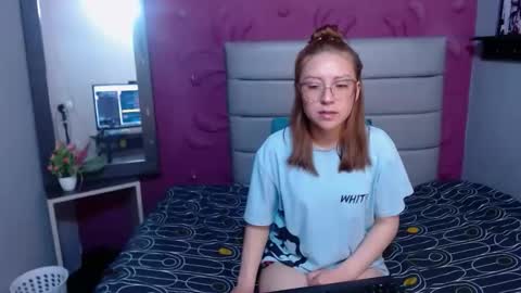 casandraroberthrs707 online show from March 26, 8:14 pm