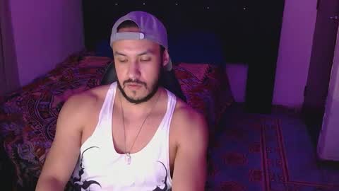      online show from October 18, 3:09 am