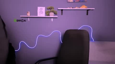 casey_meow_ online show from October 3, 12:46 pm