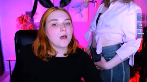 casey_meow_ online show from March 9, 10:08 am