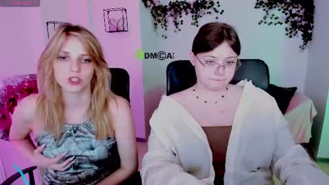 casey_meow_ online show from June 24, 6:51 pm