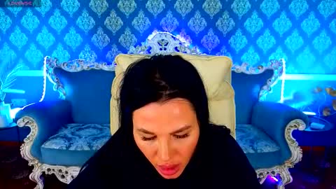 Snapshot of casey_min chatting on March 10, 7:13 am casey_min online show from March 10, 7:13 am