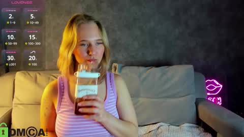 Casey sweeet online show from October 17, 5:37 pm