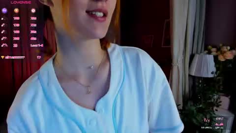 Snapshot of casey_sweeet chatting on July 25, 4:04 pm Casey sweeet online show from July 25, 4:04 pm