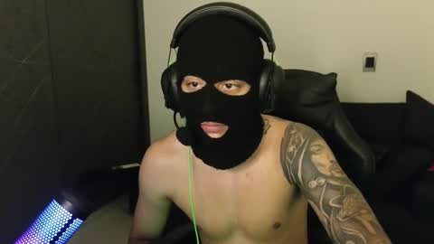 cash_master777 online show from January 15, 12:32 pm