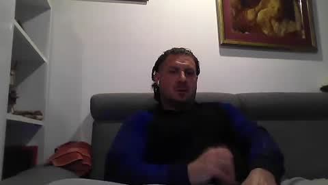 Snapshot of cashmaster33 chatting on March 10, 6:12 pm cashmaster33 online show from March 10, 6:12 pm