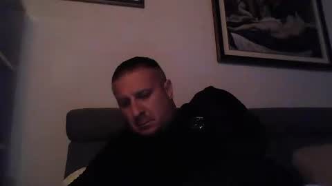 Snapshot of cashmaster33 chatting on October 24, 9:33 pm cashmaster33 online show from October 24, 9:33 pm