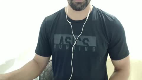 cashmastermuscle77 online show from December 8, 9:52 pm