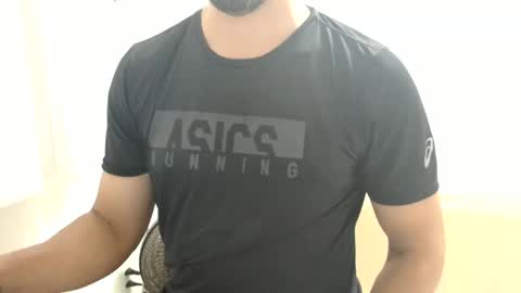 cashmastermuscle77 online show from January 3, 9:57 pm