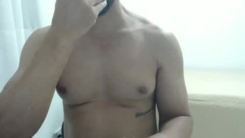 cashmastermuscle77 online show from January 7, 8:52 pm