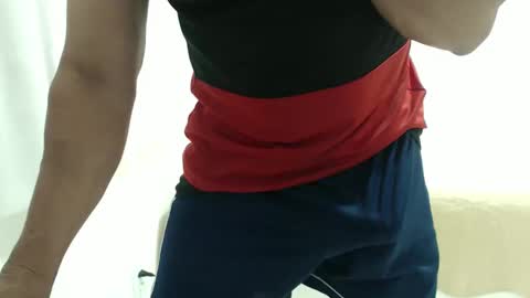 cashmastermuscle77 online show from October 6, 6:27 pm