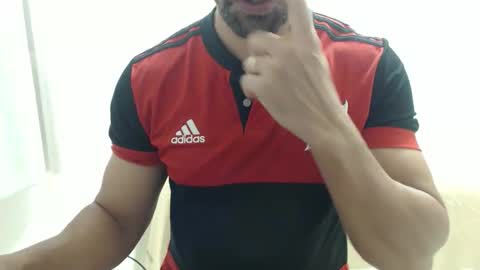 Snapshot of cashmastermuscle77 chatting on April 18, 10:08 am cashmastermuscle77 online show from April 18, 10:08 am