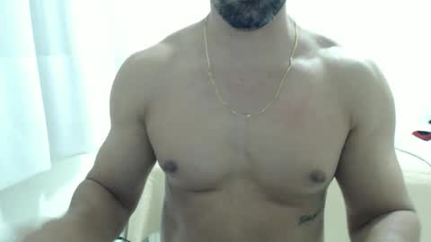 Snapshot of cashmastermuscle77 chatting on May 26, 1:12 am cashmastermuscle77 online show from May 26, 1:12 am