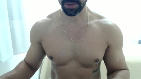 Snapshot of cashmastermuscle77 chatting on June 1, 1:02 pm cashmastermuscle77 online show from June 1, 1:02 pm
