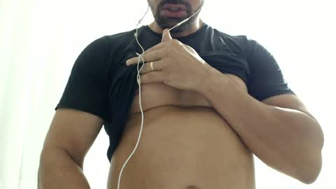 cashmastermuscle77 online show from July 8, 11:15 am