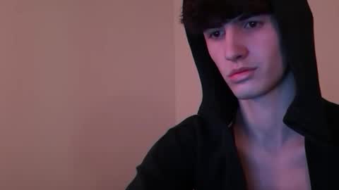 Snapshot of cashmasterparis chatting on February 13, 11:34 pm cashmasterparis online show from February 13, 11:34 pm