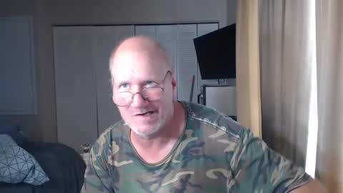 Snapshot of casinocam chatting on September 20, 6:09 pm CasinoCam online show from September 20, 6:09 pm